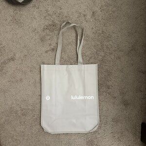 New Silver Lululemon Bag